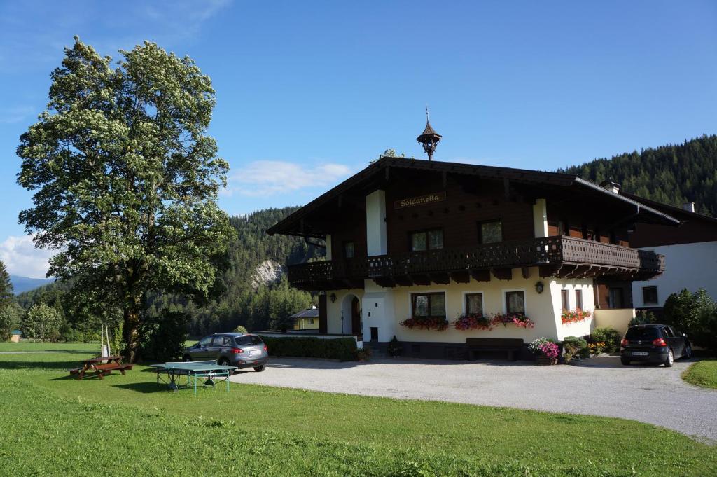 Gastehaus Soldanella Hotell Ramsau am Dachstein Exteriör bild